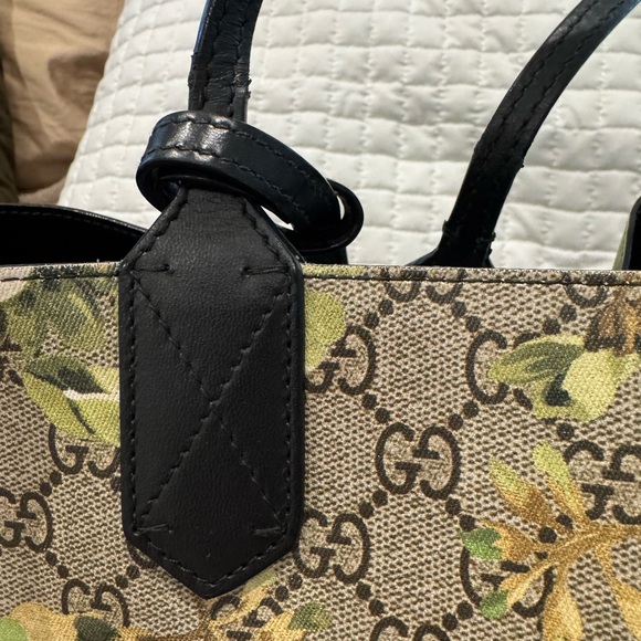 Gucci Bloom reversible tote or lap top bag - Picture 8 of 15